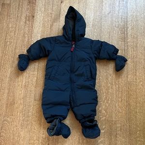 babyGap snowsuit with booties & mittens, size 0-6 months